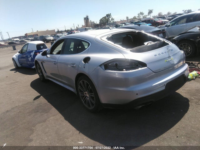 2016 Porsche Panamera, VIN: WP0AD2A70GL041141