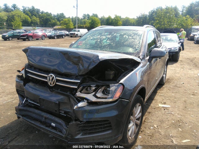 WVGFF9BPXBD004586 Volkswagen Touareg Sport