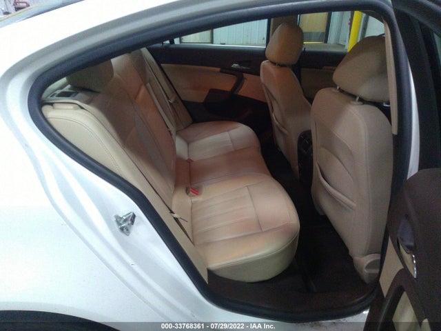2011 BUICK REGAL CXL RL4 VIN: W04GS5EC9B1011031
