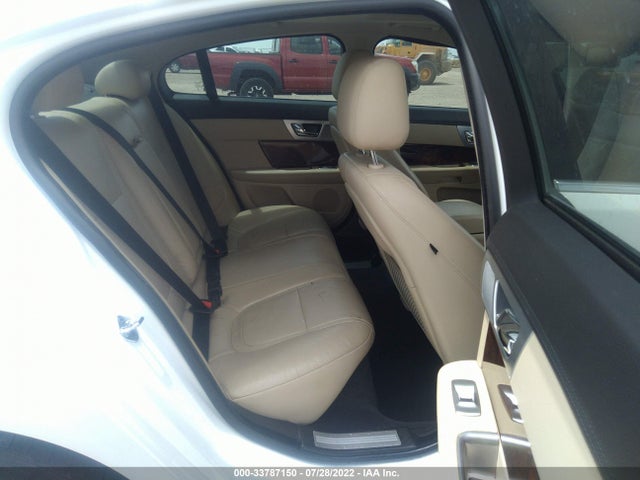 SAJWA0FSXFPU88696 Jaguar XF