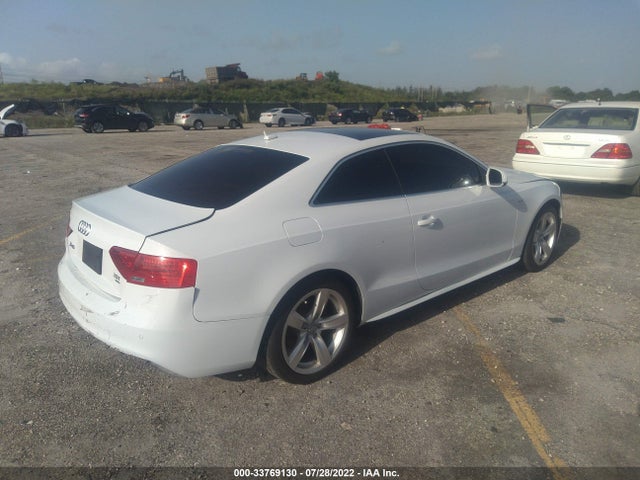 2015 Audi A5, VIN: WAUWFAFR3FA010834