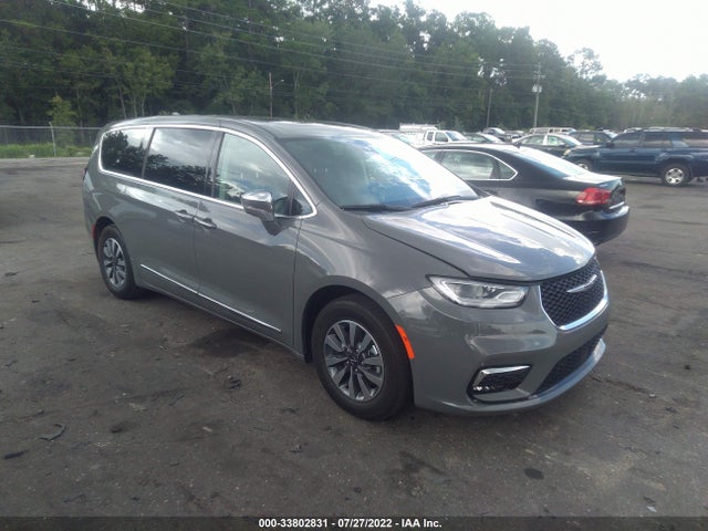 2022 Chrysler Pacifica Hybrid, VIN: 2C4RC1S70NR143834