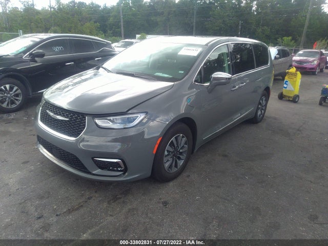 2022 Chrysler Pacifica Hybrid, VIN: 2C4RC1S70NR143834