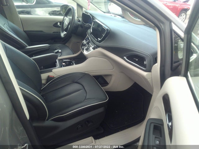 2022 Chrysler Pacifica Hybrid, VIN: 2C4RC1S70NR143834