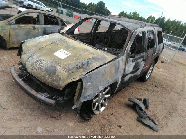 GMC YUKON DENALI 2011 1GKS2EEFXBR254654 Image 2