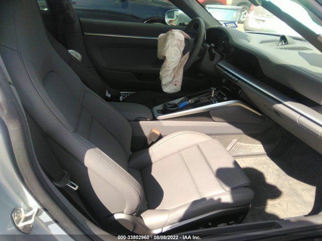 2022 Porsche 911, VIN: WP0AB2A9XNS221074