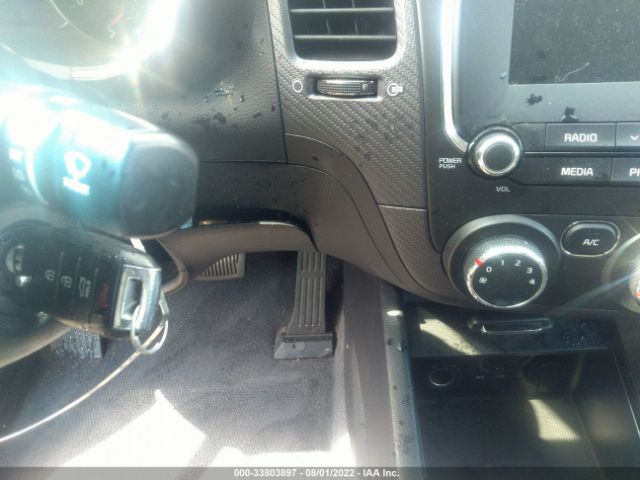 3KPFL4A77HE094854 KIA FORTE S