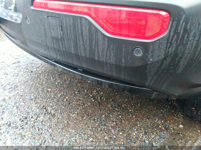 2022 Volvo XC40, VIN: YV4ED3UR8N2696071