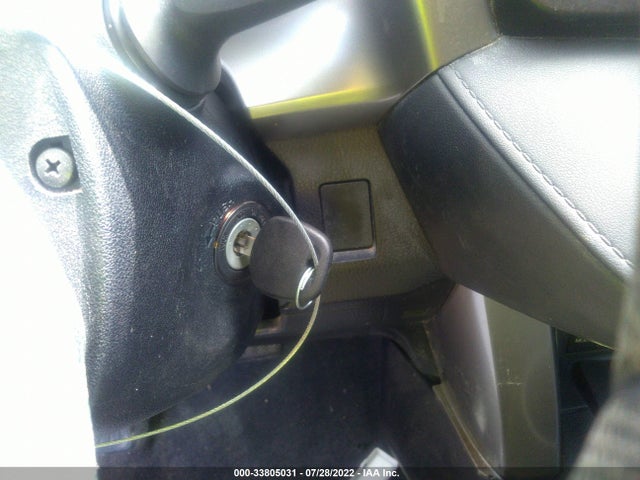 2016 Toyota RAV4, VIN: JTMZFREV0GJ065899