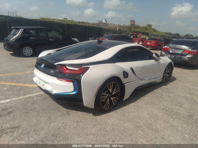 2015 BMW i8, VIN: WBY2Z2C5XFV391833