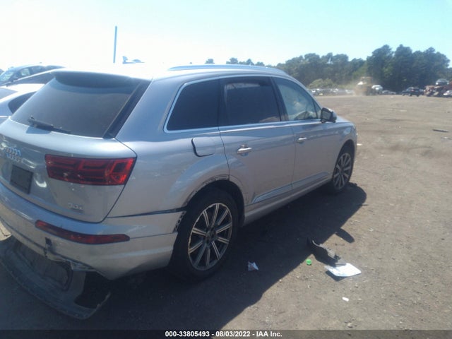 WA1LAAF73HD032685 Audi Q7 Premium Plus