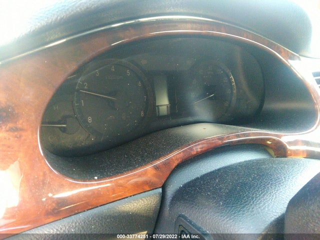 2009 HYUNDAI GENESIS VIN: KMHGC46E69U018925