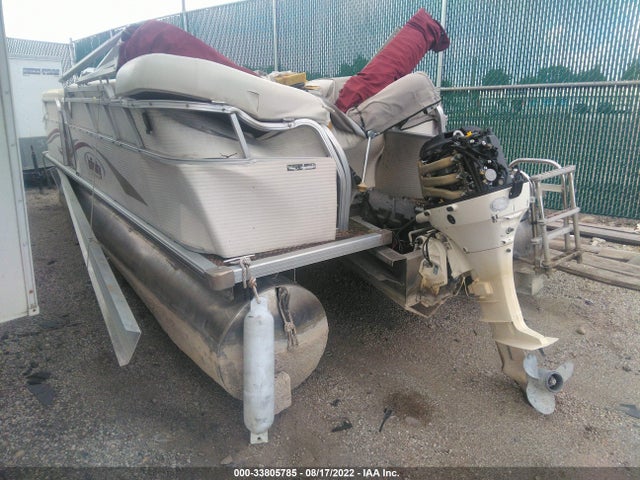 2004 SMOKER-CRAFT SMOKECRAFT M 820 CR VIN: SMK66589B404