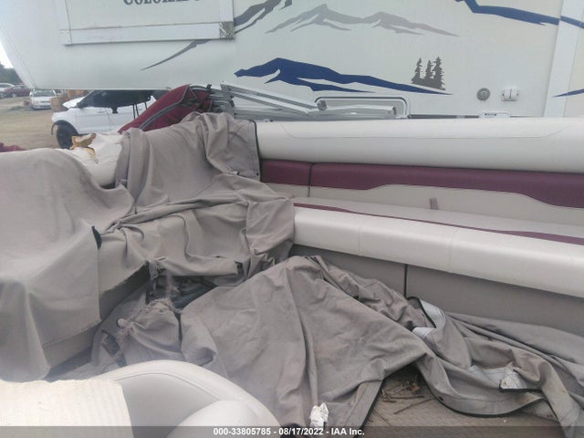 2004 SMOKER-CRAFT SMOKECRAFT M 820 CR VIN: SMK66589B404