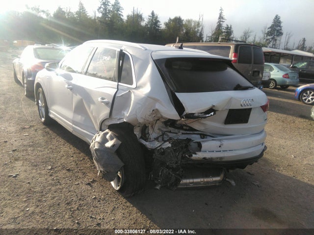 2022 Audi Q3, VIN: WA1EECF33N1005828