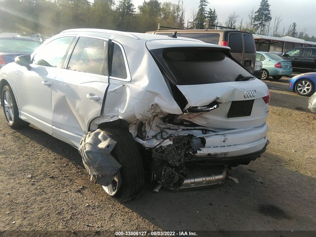 2022 Audi Q3, VIN: WA1EECF33N1005828