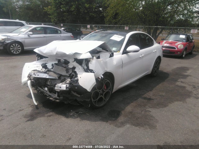 2020 Alfa Romeo Giulia, VIN: ZARFANBN2L7629385