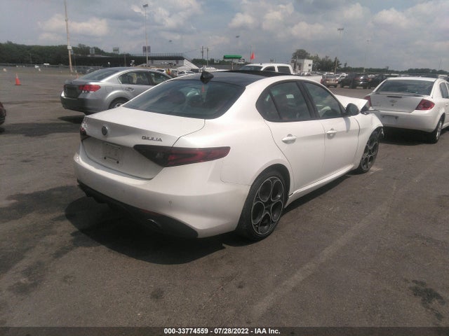 2020 Alfa Romeo Giulia, VIN: ZARFANBN2L7629385