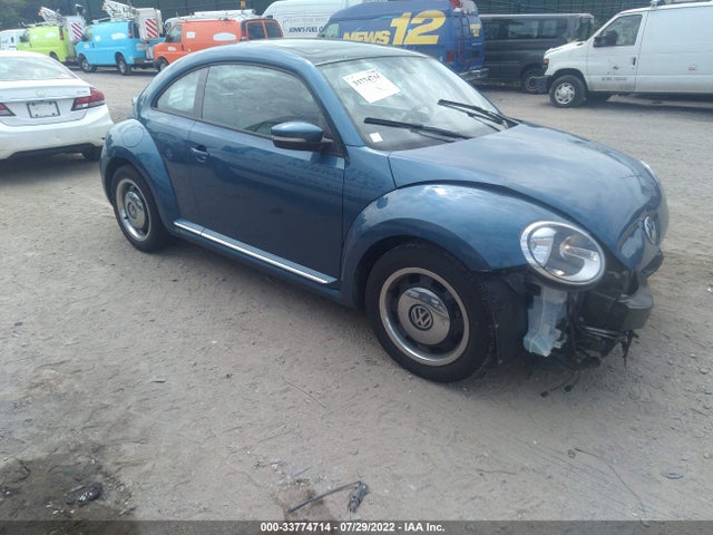 2018 Volkswagen Beetle, VIN: 3VWFD7AT8JM704295