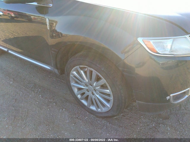 Lincoln MKX 2011 2LMDJ8JKXBBJ22038 Image 6