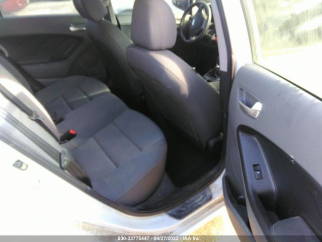 3KPFK4A72JE184924 KIA FORTE LX