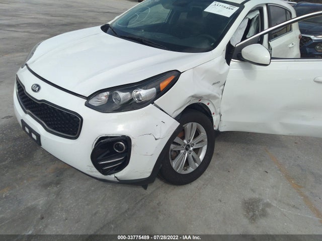 2018 KIA SPORTAGE LX VIN: KNDPMCAC6J7448166