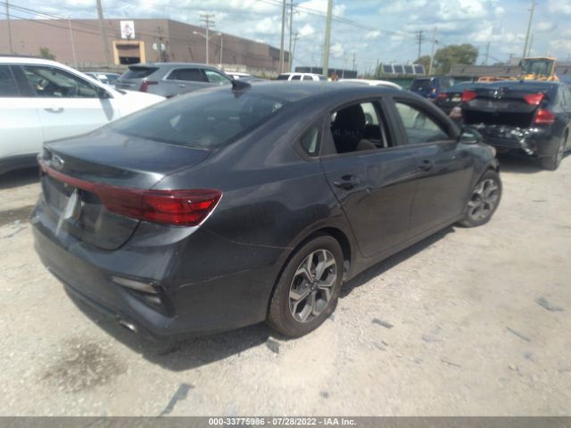 3KPF24AD1ME272289 KIA Forte Lxs
