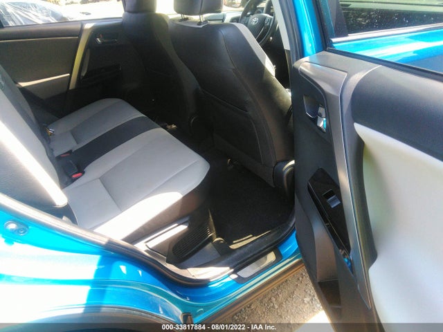 2016 Toyota RAV4, VIN: JTMDJREVXGD034179