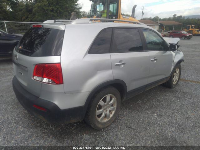 5XYKTDA25CG260335 KIA SORENTO LX