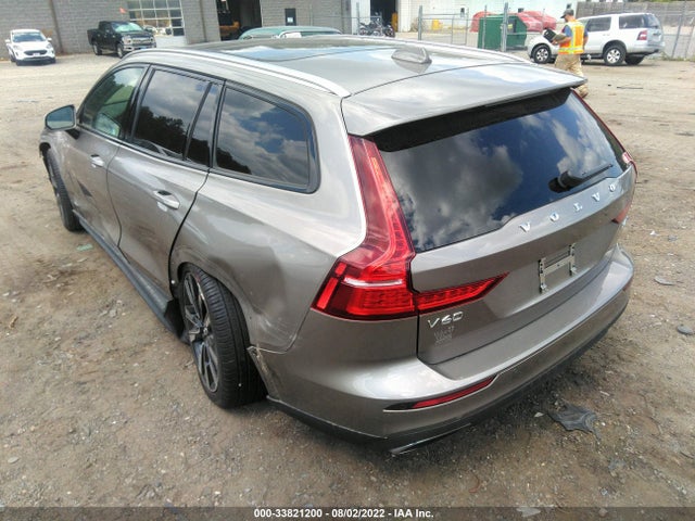 2020 Volvo V60, VIN: YV4102WK1L1036669