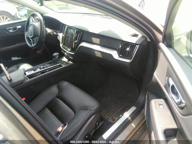 2020 Volvo V60, VIN: YV4102WK1L1036669