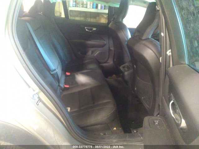 2020 Volvo V60, VIN: YV4102WK7L1037325