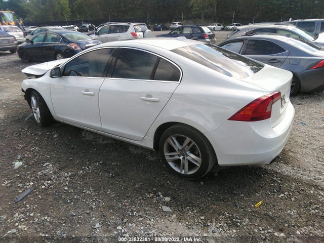 2015 Volvo S60, VIN: YV1612TB8F1305937