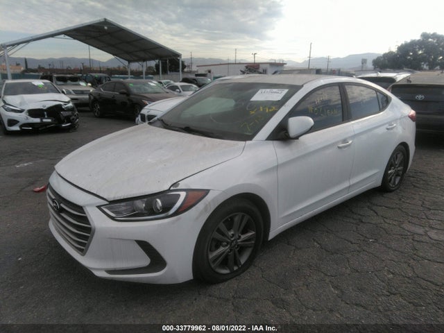 Hyundai ELANTRA SEL 2018 5NPD84LF1JH255780 Image 2