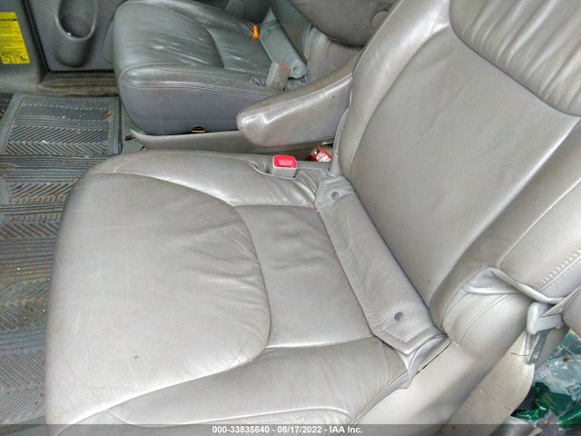 2005 TOYOTA SIENNA XLE VIN: 5TDBA22C35S053949