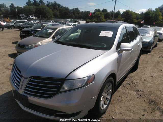 2018 Lincoln MKT, VIN: 2LMHJ5AT6JBL02107