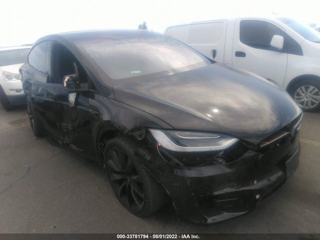 2018 Tesla Model X, VIN: 5YJXCBE23JF142518