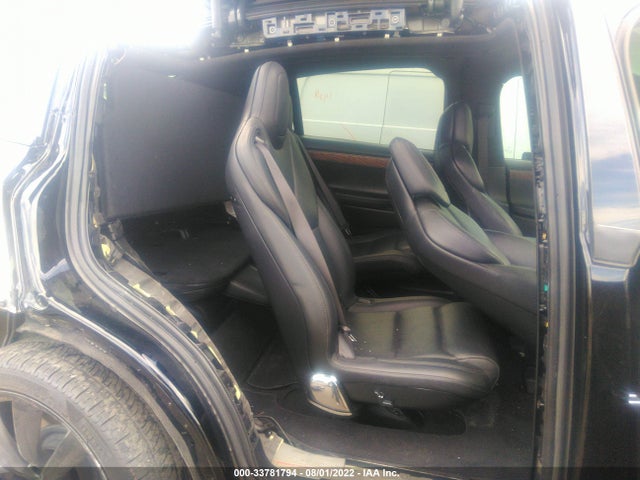 2018 Tesla Model X, VIN: 5YJXCBE23JF142518