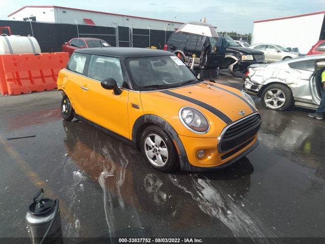 2016 Mini Cooper, VIN: WMWXP5C51G2D13748