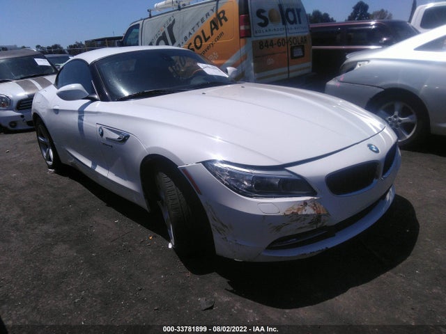 2015 BMW Z4, VIN: WBALL5C52FP557823