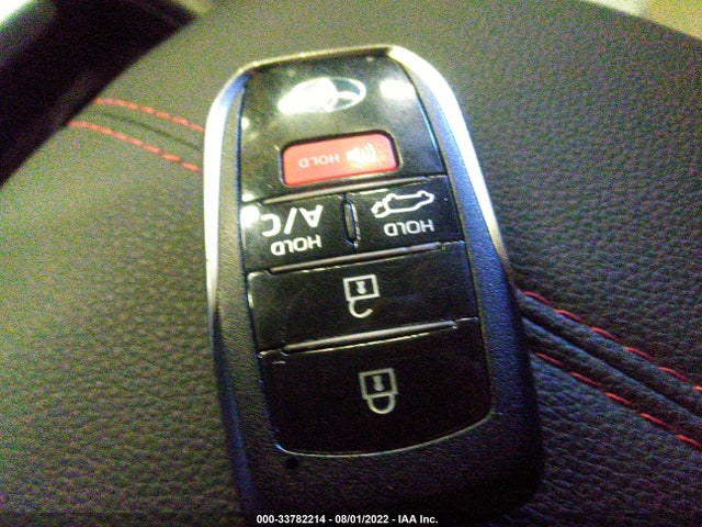 2021 Toyota RAV4, VIN: JTMEB3FV1MD055592