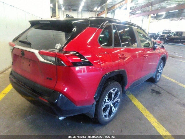 2021 Toyota RAV4, VIN: JTMEB3FV1MD055592