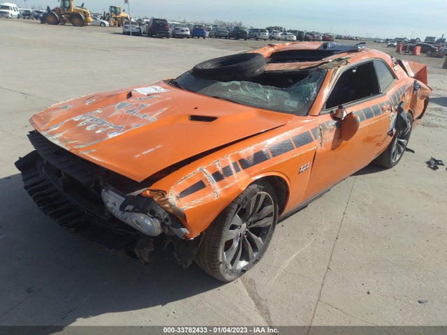 Dodge Challenger Srt8 2014 2C3CDYCJ2EH204536 Image 2