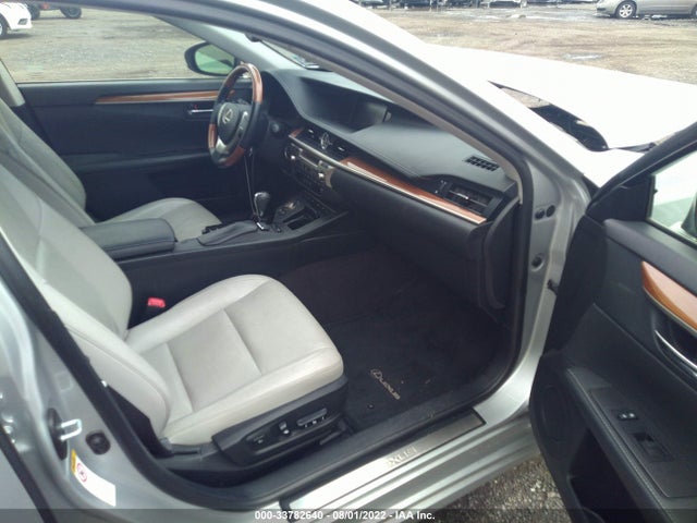 JTHBW1GG7E2073845 Lexus Es 300h Hybrid