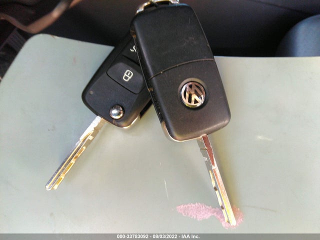 2020 Volkswagen Passat, VIN: 1VWSA7A30LC010695