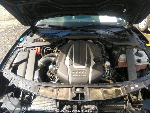 2017 Audi A8, VIN: WAU43AFDXHN005677