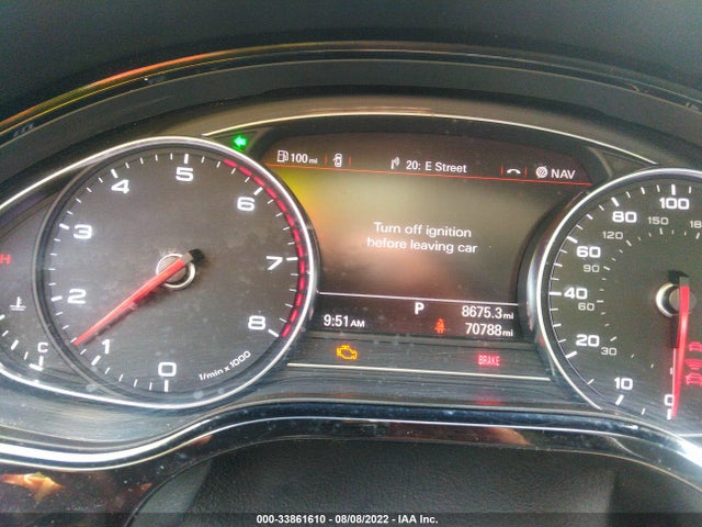 2017 Audi A8, VIN: WAU43AFDXHN005677