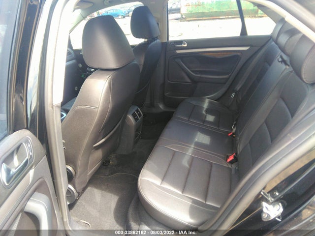 2010 VOLKSWAGEN JETTA SEDAN LIMITED VIN: 3VWRX7AJ9AM157380