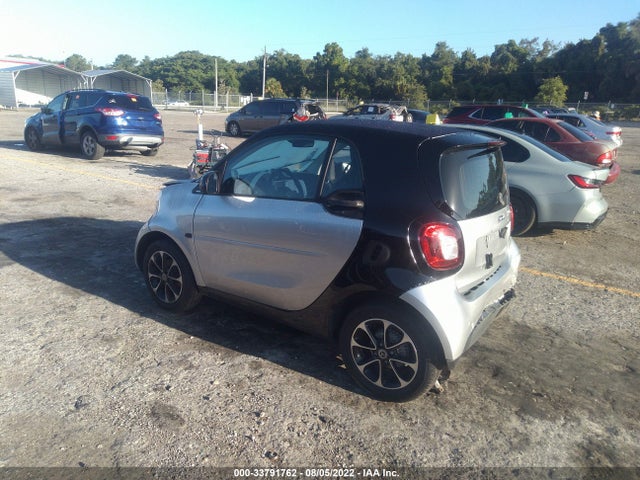 2016 Smart Fortwo, VIN: WMEFJ5DA1GK051269