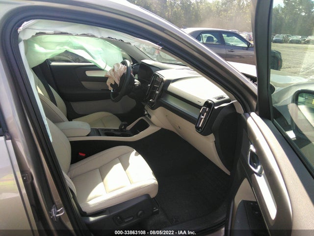 2022 Volvo XC40, VIN: YV4AC2HK1N2642829